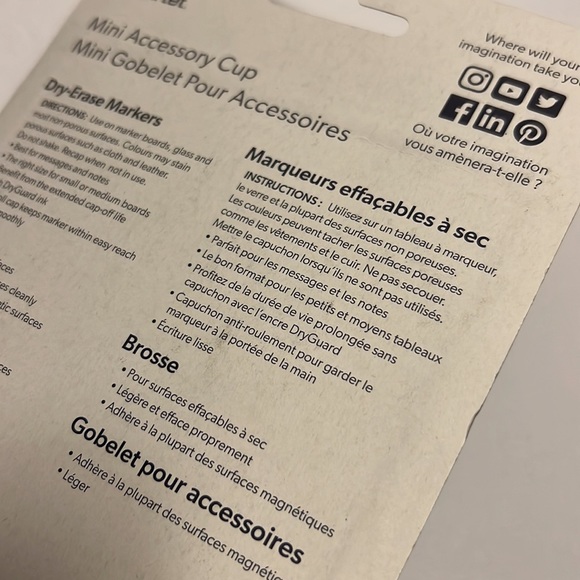 6 pcs Mini Accessories Markers Eraser and Magnetic Storage Cup - Picture 7 of 8